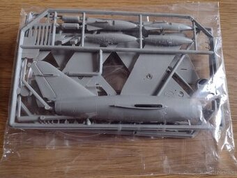 Plastikové modely 1:72 (13)