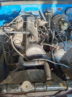 Motor Mercedes 220D  Typ W115