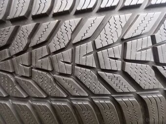 215/60 R17 96H zimné pneumatiky Hankook