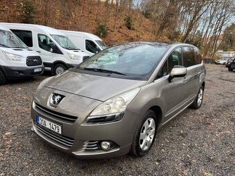 Peugeot 5008 2.0 HDI 110kW pano klima tažné 2010 ČR