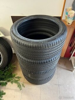 LETNÉ PNEU 225/40 R18
