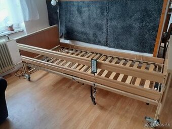 Elektrická polohovateľná posteľ s matracom
