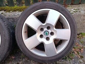 ALU kola Škoda Superb Solid 225/45 R17