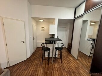 Prenajmeme zariadenú garsónku v Bratislave - Staré Mesto
