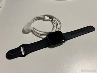 Apple Watch 5 čierne