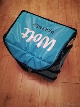 Predam tašku Wolt aj bundu Wolt