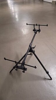 Kaprársky stojan Traxis Tri-Clops Tripod na 3 prúty