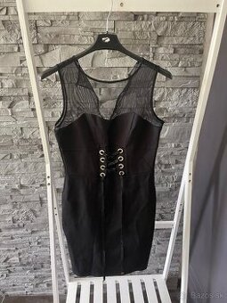 Guess šaty a body v.S šaty 15 eur body 12 eur