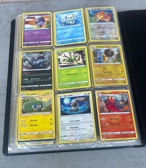 Pokémon karty 800 kusov