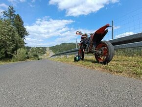 Motard kolesá KTM