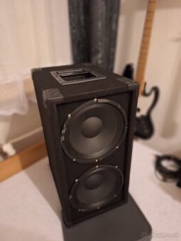 Reprobox na basgitaru 2x10" (4ohm) Celestíon Pulse 400w