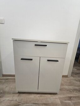 Darujem skrinku