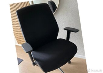 KANCELÁRSKA STOLIČKA ERGONOMICKÁ / KANCELÁRSKE KRESLO