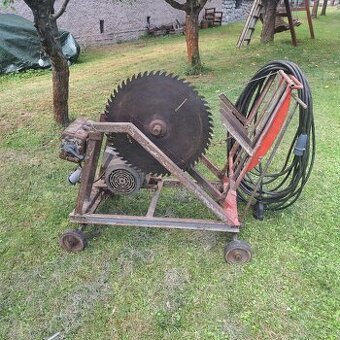 Cirkulár na drevo 7,5 KW