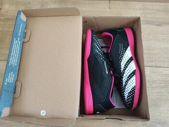 halovky adidas PREDATOR ACCURACY vel. 36 2/3