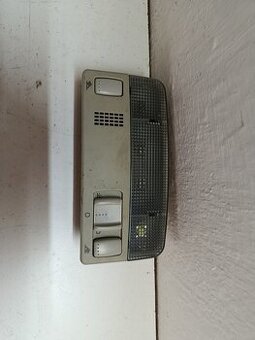 stropne svetlo vw skoda 3b0947105c 30€ - 1