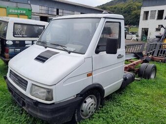 Iveco Daily 49,10 76kw 2,8TD sklapac