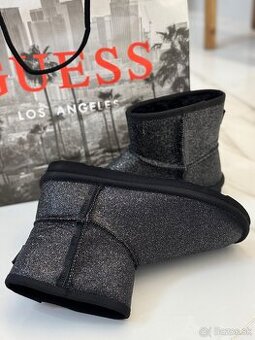 Nové snehule GUESS