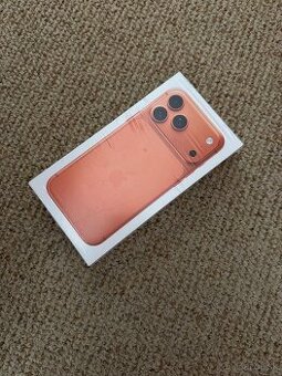 Predam iPhone 17 Pro Max 512 GB kozmický oranžový