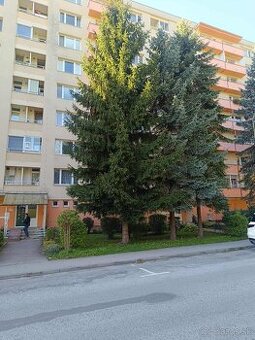 Na predaj 2,5-izbový byt THK, Banská Bystrica