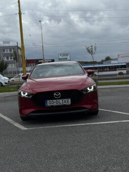 Predám Mazda 3 v plnej výbave, 90kw, 122 koní, 2.0l, 2019