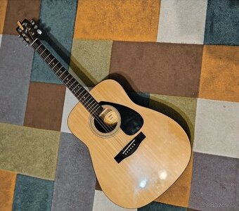 Gitara Yamaha