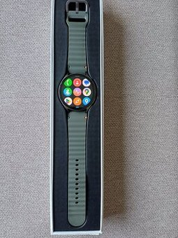 Samsung Galaxy Watch 7 LTE 44mm ako nove - 1