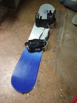 Snowboard 140 cm.