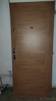 Vchodove dvere sirka 80cm - lave