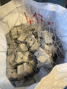 Predám betónové dištančky