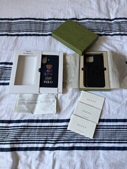 Originál kryty na IPhone 15/16