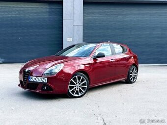 Giulietta Rosso Maranello / automat, 170 koní / STK 2028