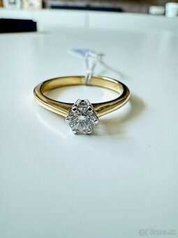 Zlatý briliantový prsteň 750/0.5ct