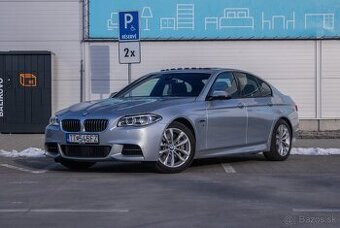 BMW Rad 5 M550d xDrive / HEADUP / PANO / ACC