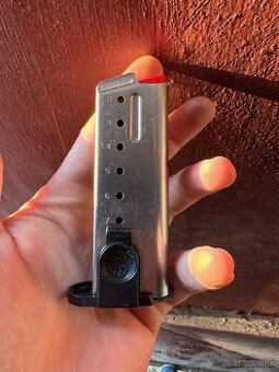 Zásobník - Smith & Wesson SW9M - kal. 9x19mm