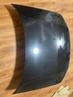 Predám kapotu na vw passat b5.5 čiernu