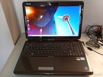 predám notebook ASUS K50I , WINDOWS 7 , NVIDIA GT320M