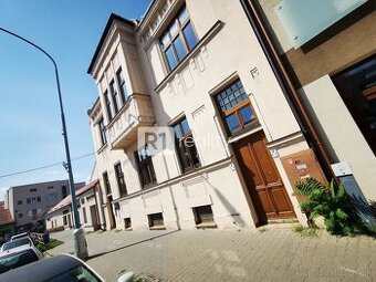 TOP INVESTÍCIA Lukratívna budova v centre mesta Hlohovec