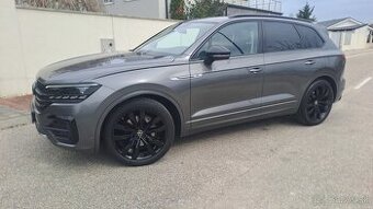 Volkswagen Touareg 3.0 V6 TDI SCR 286k R-Line 4Motion Tiptro