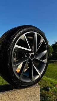 Predám hliníkový disk Vega 19” – Škoda Superb III