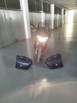 Aprilia Futrura RST 1000 - 1