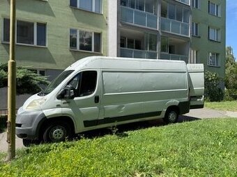 RÝCHLA AUTODOPRAVA V KOŠICIACH – vodič + dodávka