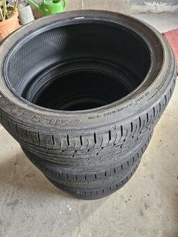Falken High Performance 225/40R18, DOT 0925