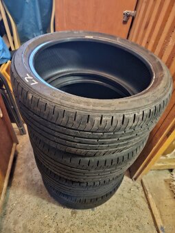 Falken High Performance 225/40R18, DOT 0925