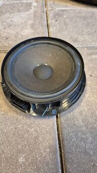 Predam reproduktor Volkswagen golf 5,6