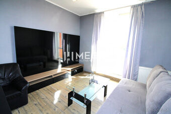 REZERVOVANÉ GARSÓNKA S BALKÓNOM PO REKONŠTRUKCII-CENTRUM HUM