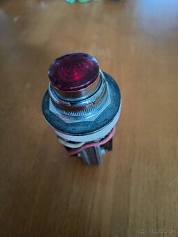 Historická červená signálka