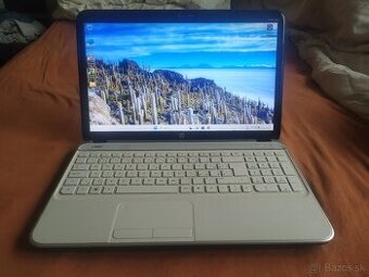 HP. 15,6“ LED. Disk 500 GB. Grafika 2 GB. Nová baterka.