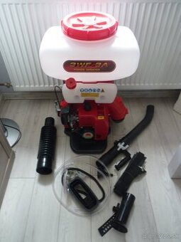 postrekovač praškovač