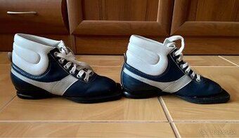 Dámske / detské topánky na bežky